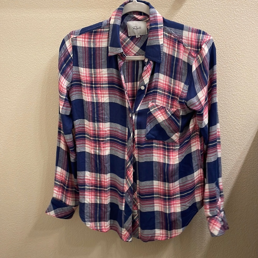 Women’s XS Rails flannel shirt.